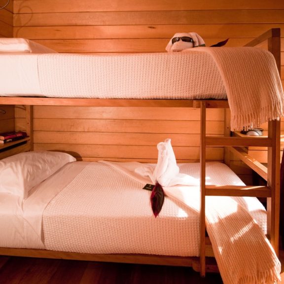 NatlGeoDelfinIICabinBunkbeds