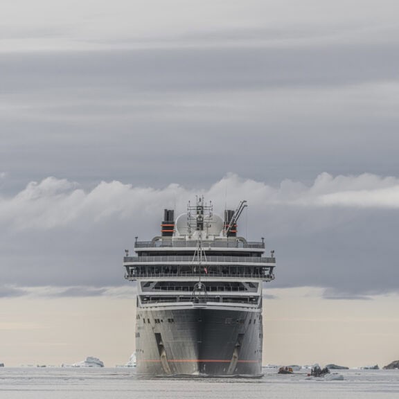 Nuugaatsiap_SEA_VEN_Greenland_Aug_30_23_DF_ 143 (1)