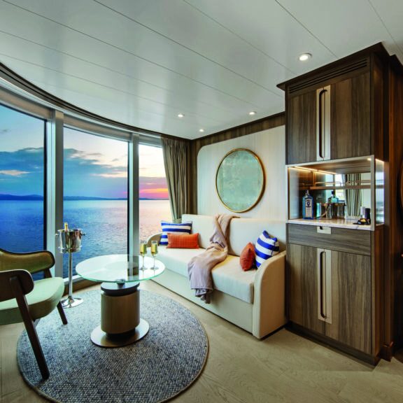 Seabourn Venture - Panorama Suite_v1_cmyk