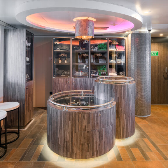 Hondius, Lobby-giftshop 01.jpg_Ivan Ivanisevic